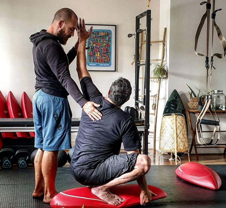 Tog3ther Cours De Yoga En Ligne Marseille 13012 Joachim Votre Coach Specialiste Perte De Poids 1
