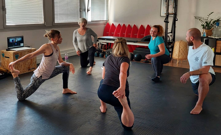 Tog3ther Cours De Yoga En Ligne Marseille 13012 Rejoignez Notre Communaute Exclusivement Engagee