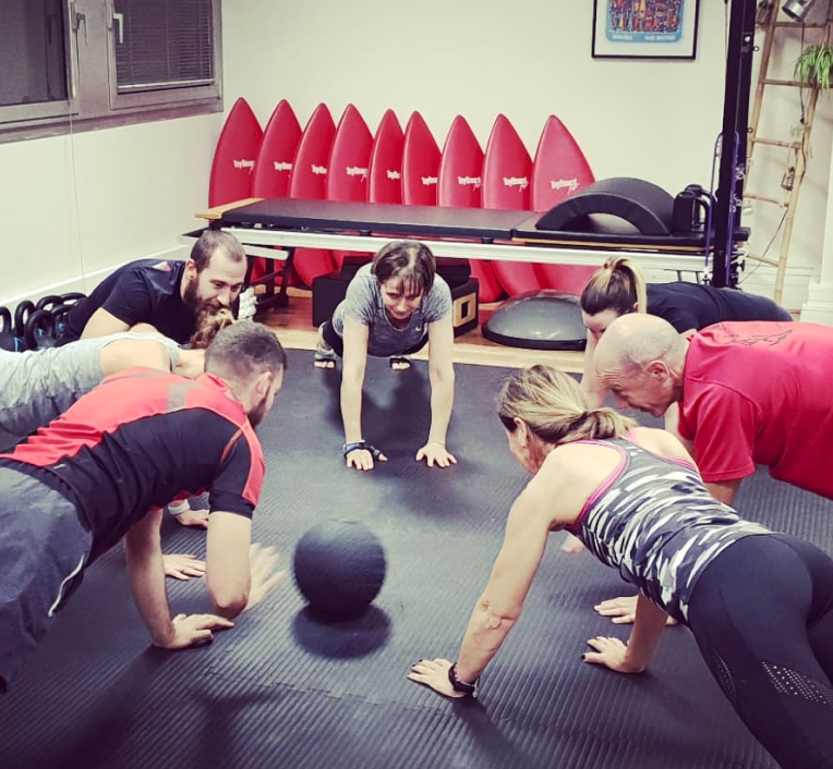 Tog3ther Cours De Yoga En Ligne Marseille 13012 A Qui S Adressent Les Cours De Core Training